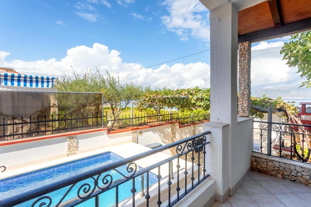 Holiday House Iva Slatine Ngoại thất bức ảnh