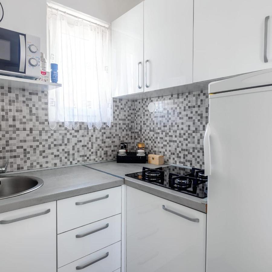 Holiday House Iva Slatine Ngoại thất bức ảnh